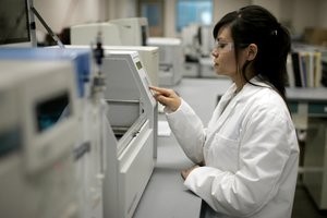 污水处理厂如何选择水质污水在线自动监测仪设备